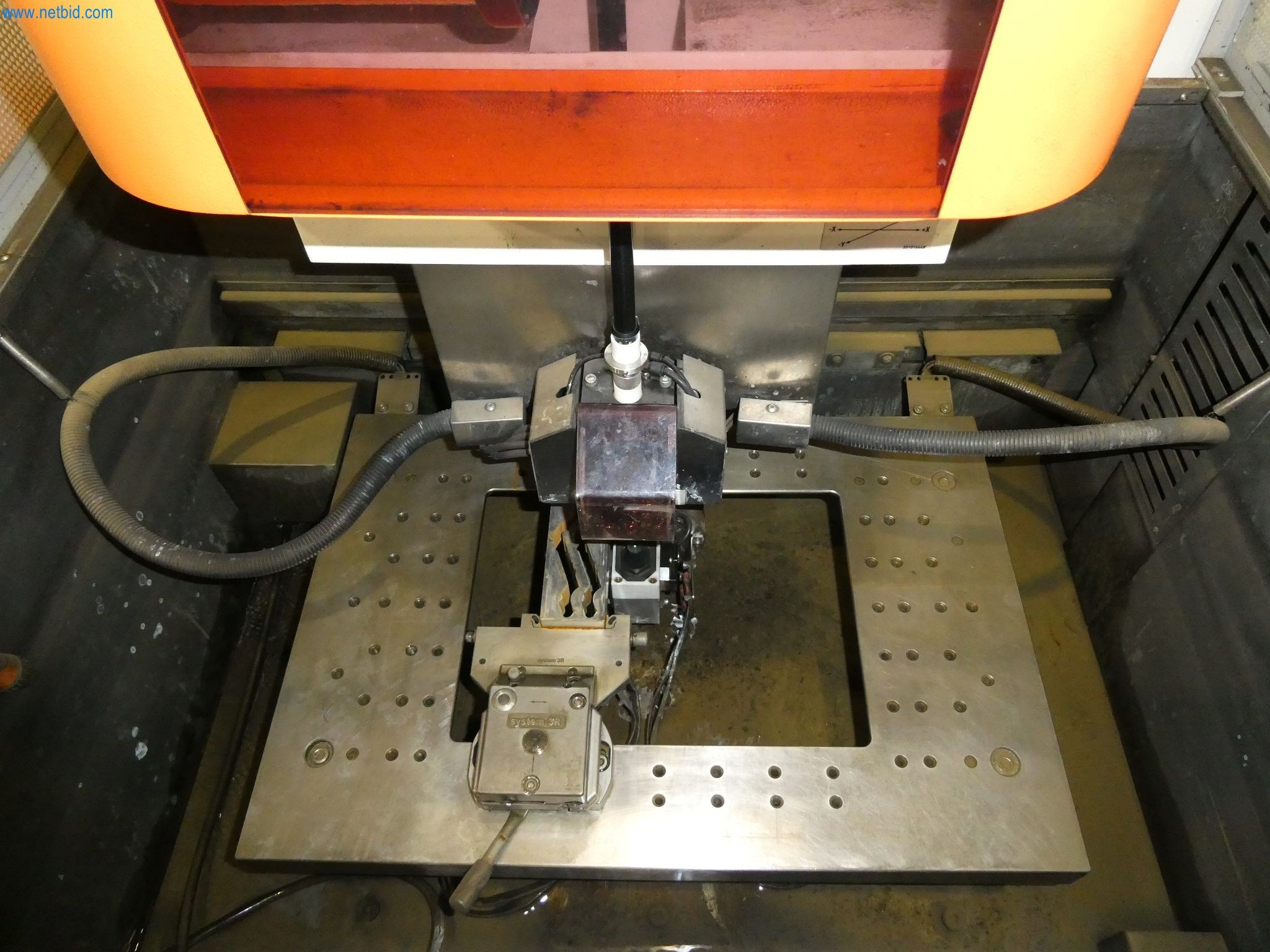 Machines & systems for light metal die casting (powertrain & structural parts)-8