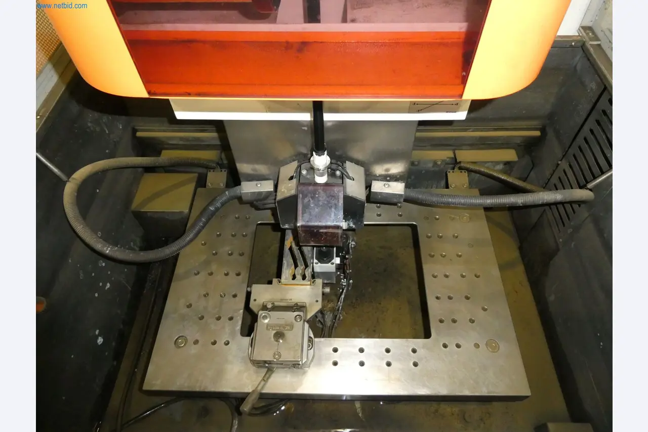 Machines & systems for light metal die casting (powertrain & structural parts)-8