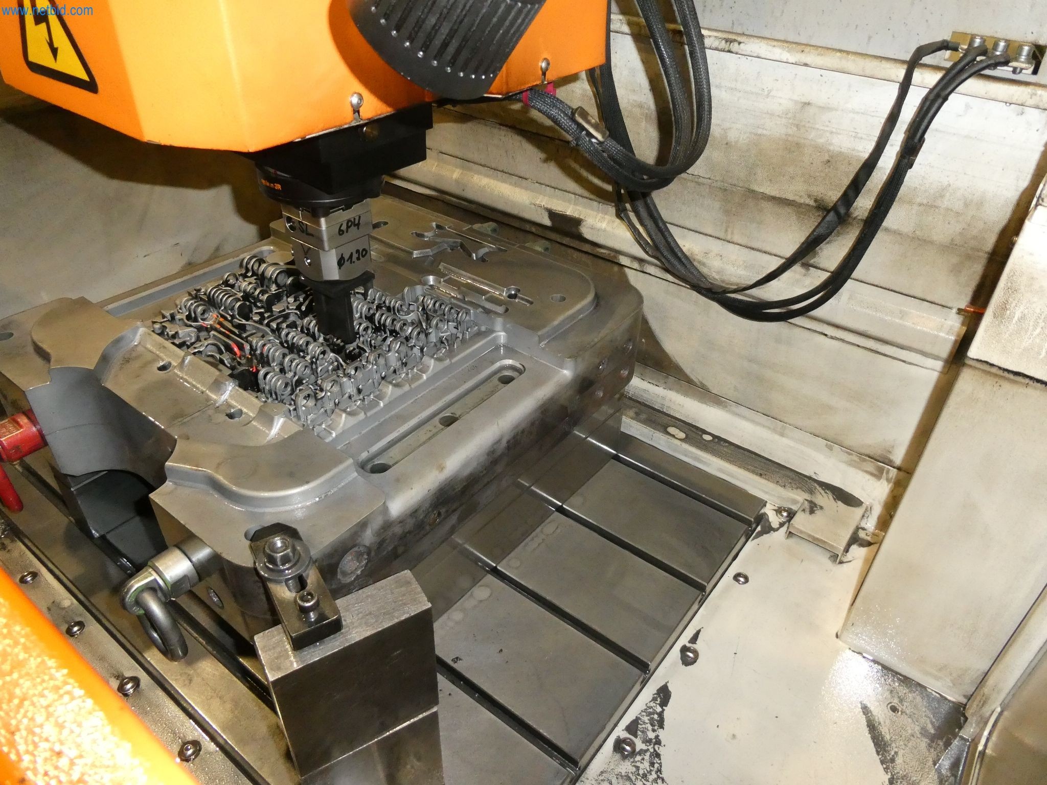 Machines & systems for light metal die casting (powertrain & structural parts)-11