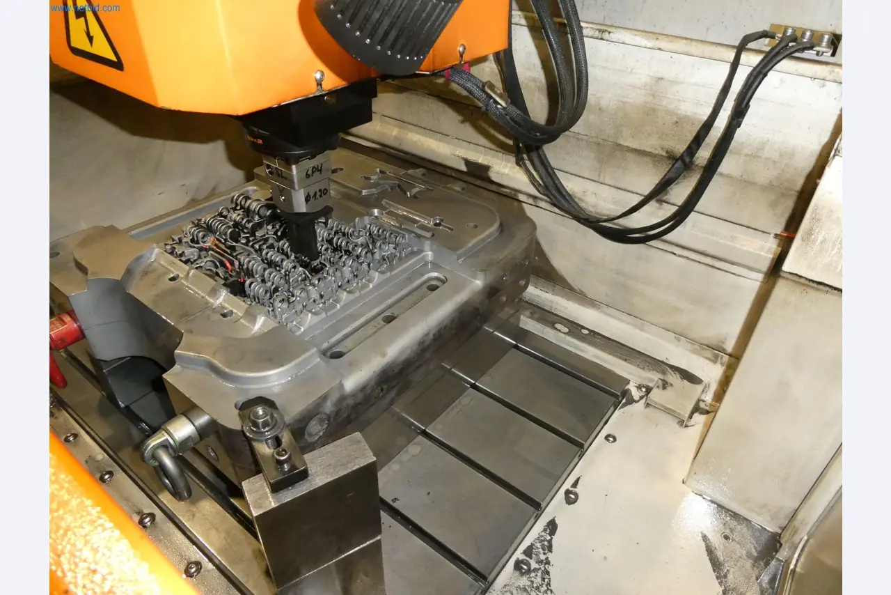 Machines & systems for light metal die casting (powertrain & structural parts)-11