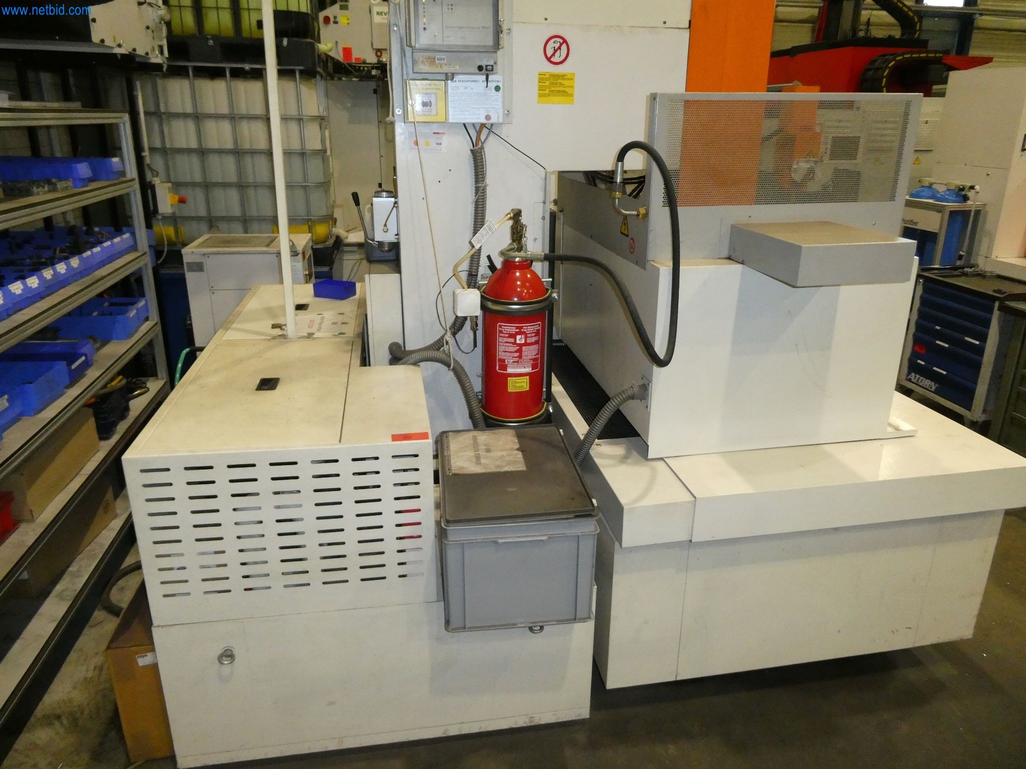 Machines & systems for light metal die casting (powertrain & structural parts)-8