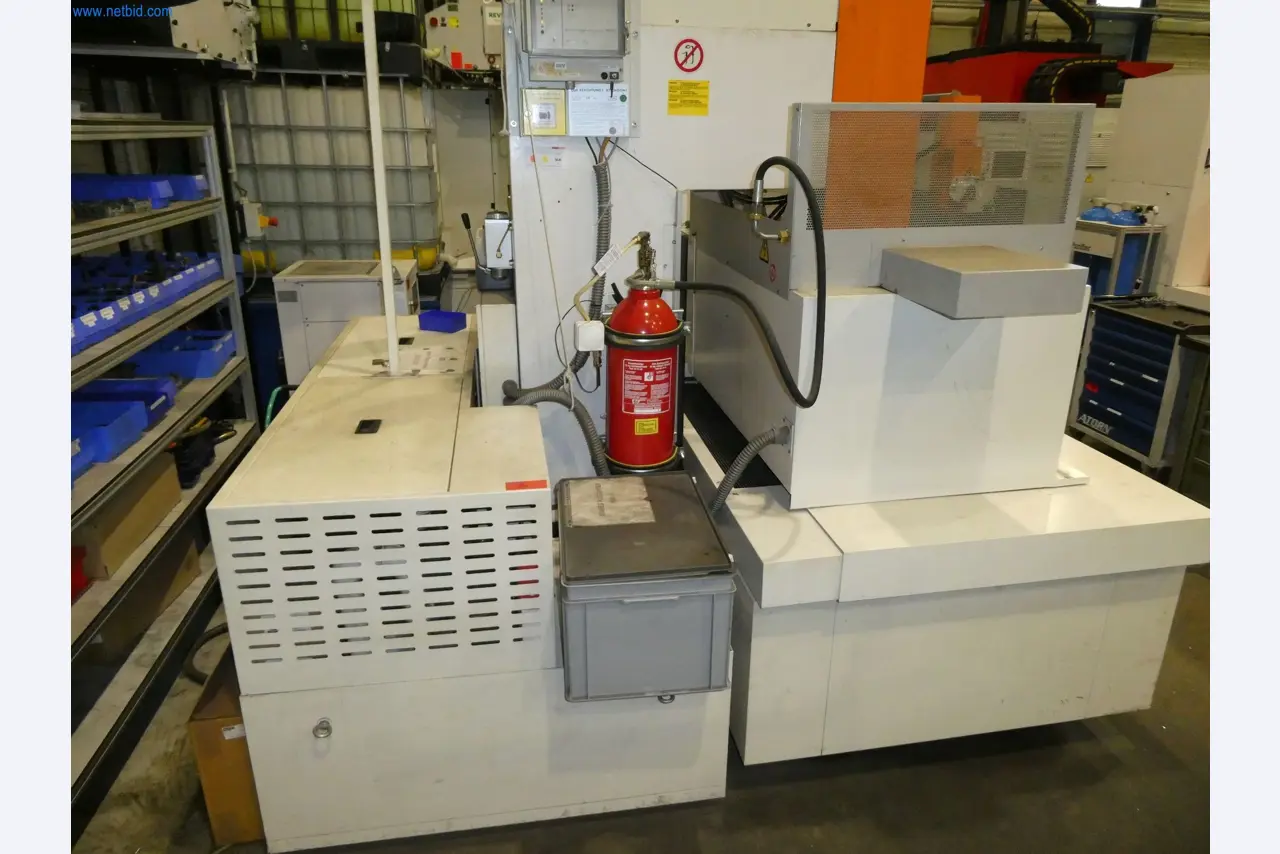 Machines & systems for light metal die casting (powertrain & structural parts)-8