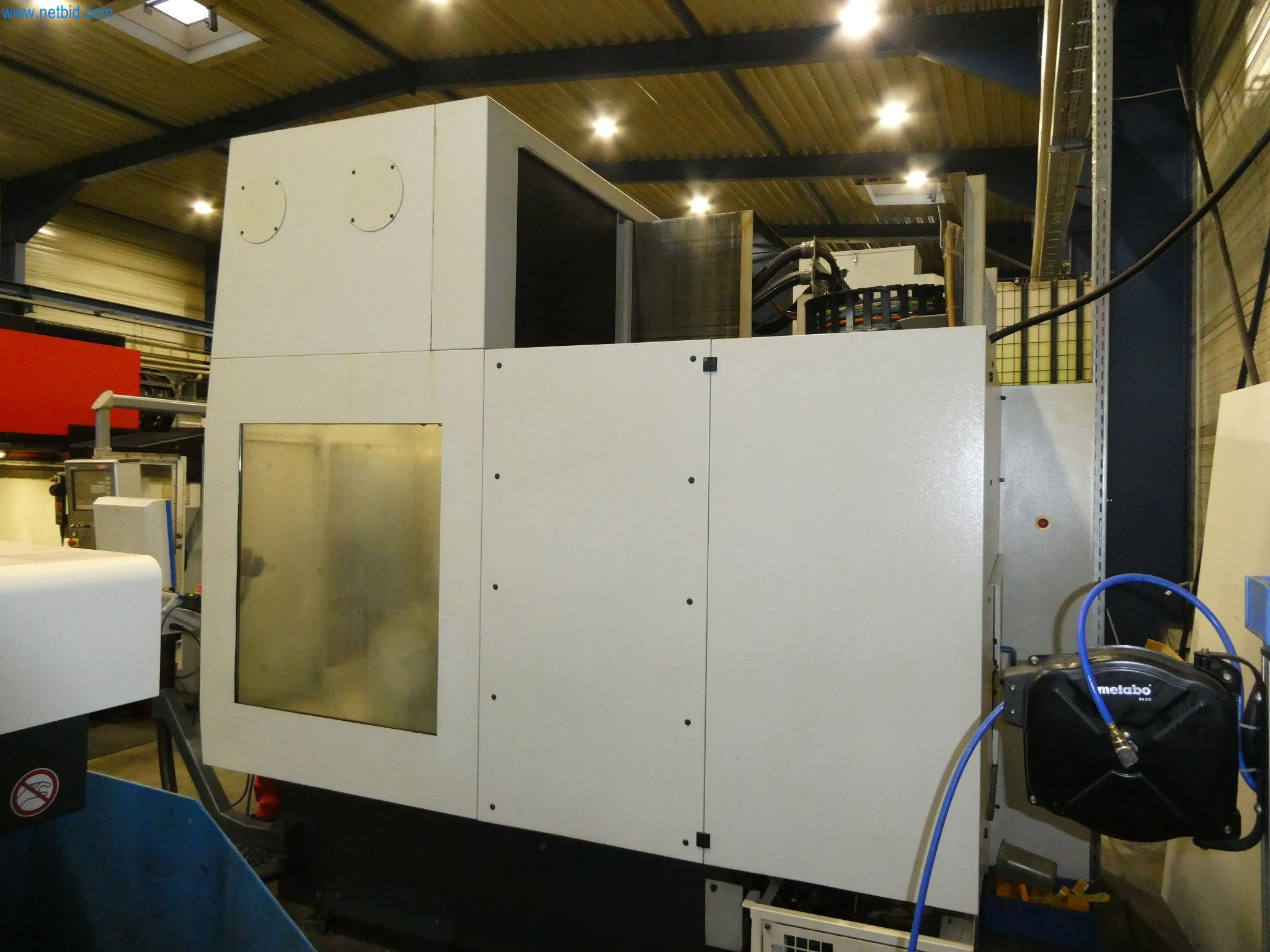 Machines & systems for light metal die casting (powertrain & structural parts)-3