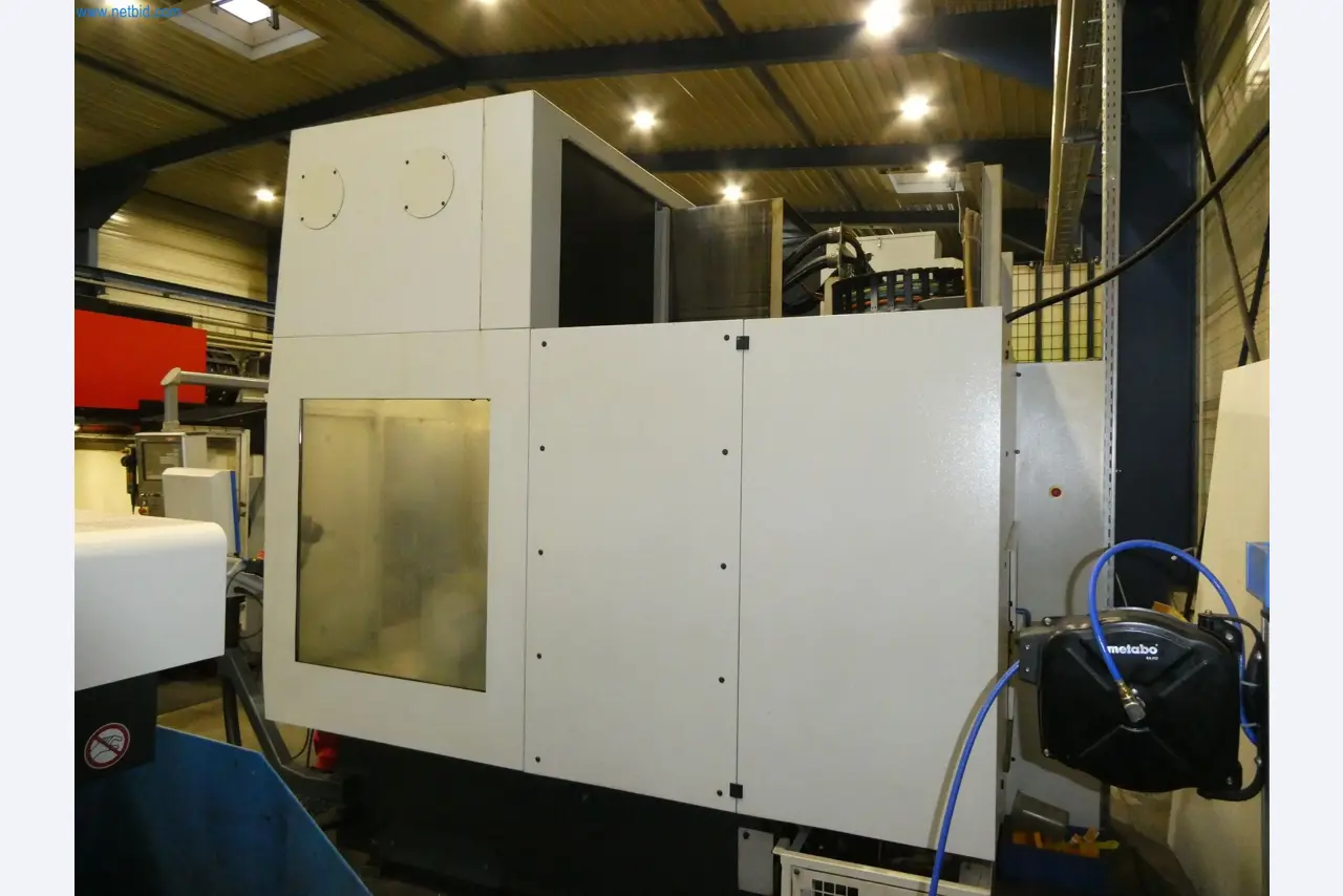 Machines & systems for light metal die casting (powertrain & structural parts)-3