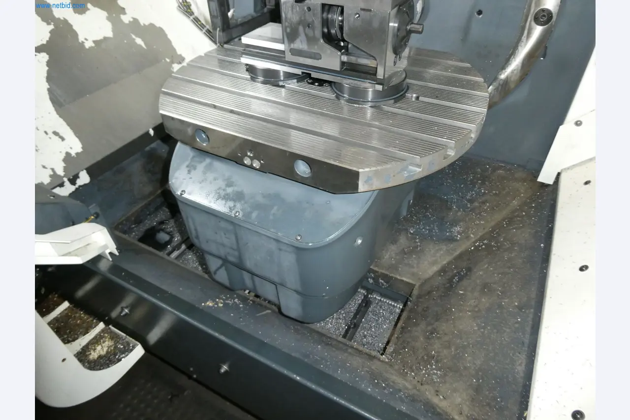 Machines & systems for light metal die casting (powertrain & structural parts)-13