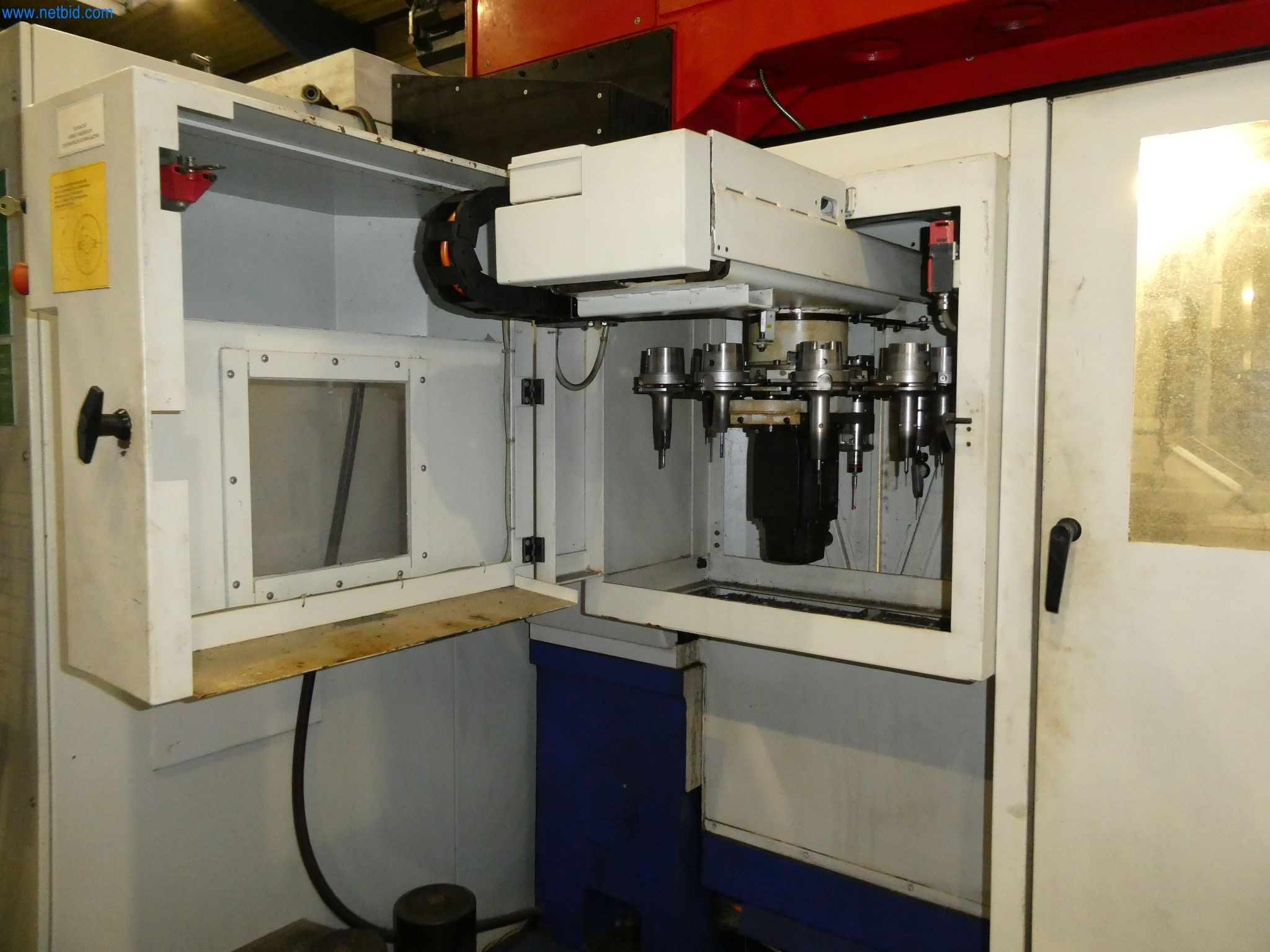 Machines & systems for light metal die casting (powertrain & structural parts)-18