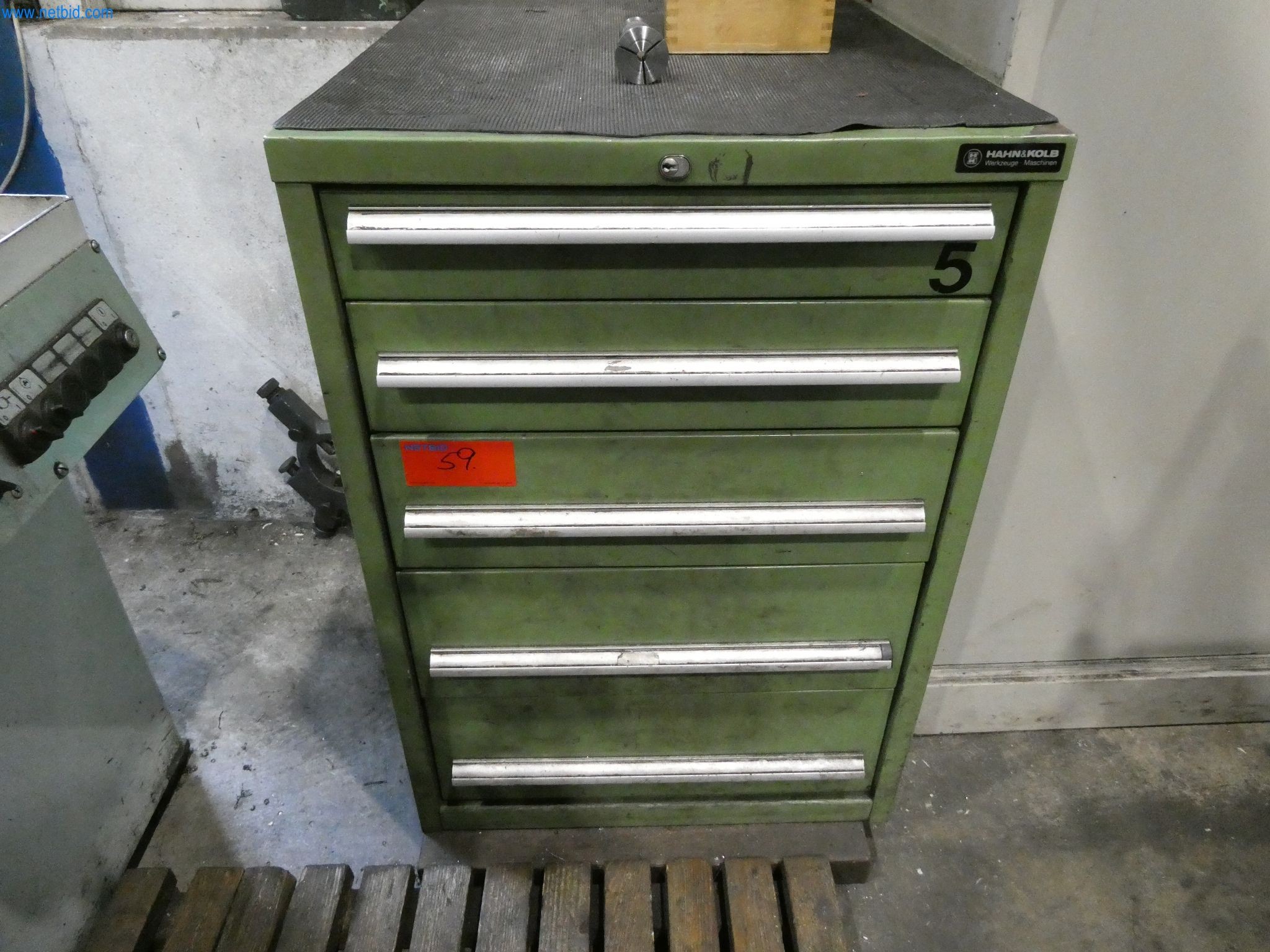 Machines & systems for light metal die casting (powertrain & structural parts)-10