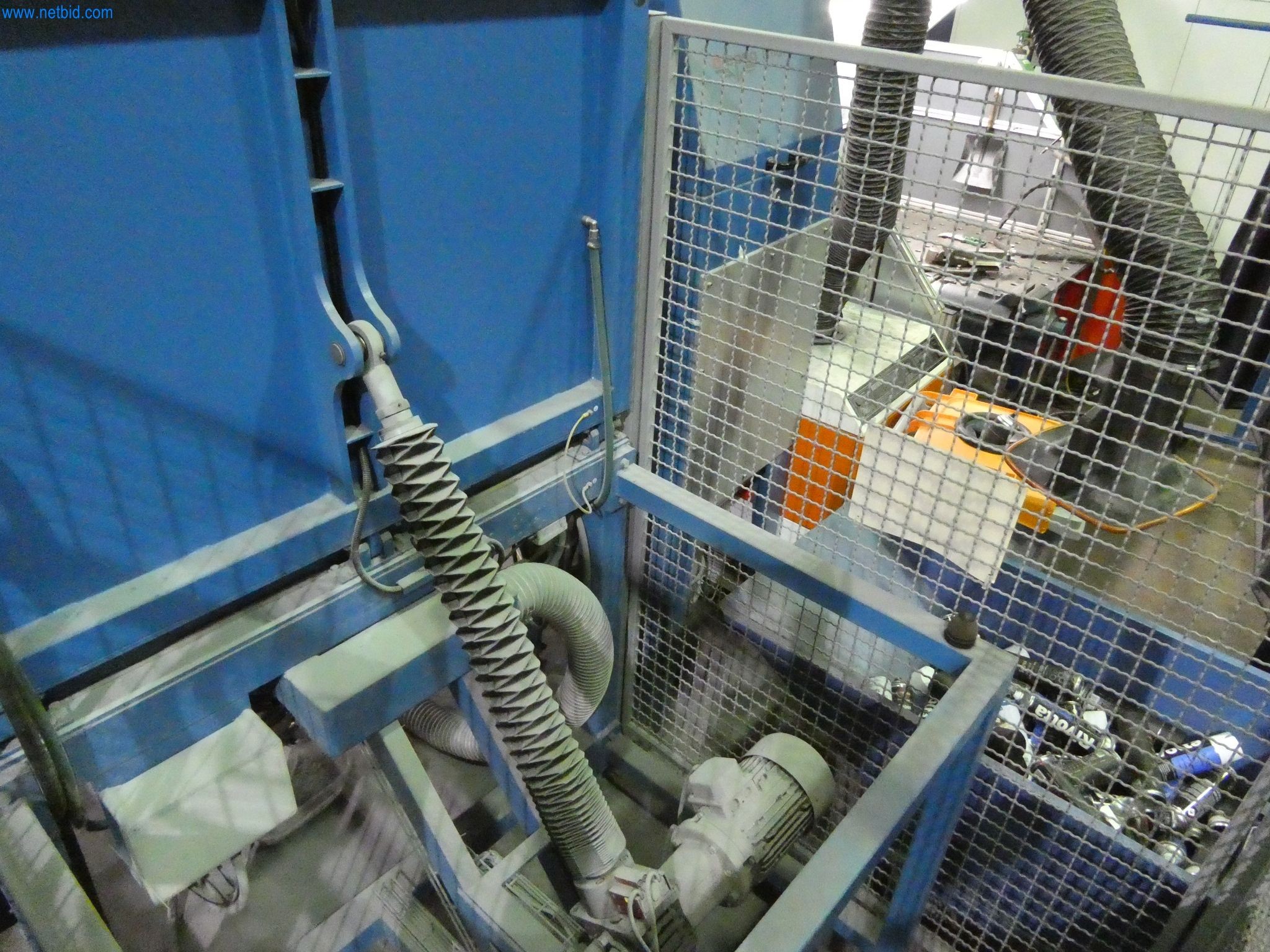 Machines & systems for light metal die casting (powertrain & structural parts)-11