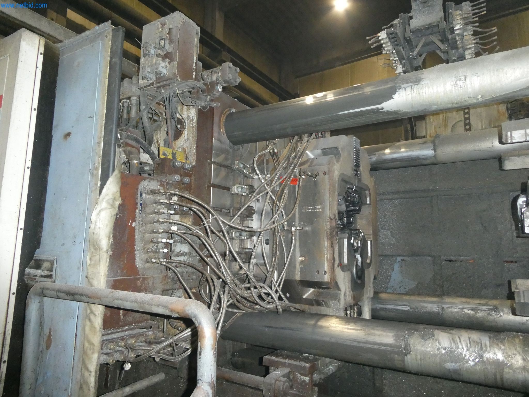 Machines & systems for light metal die casting (powertrain & structural parts)-11