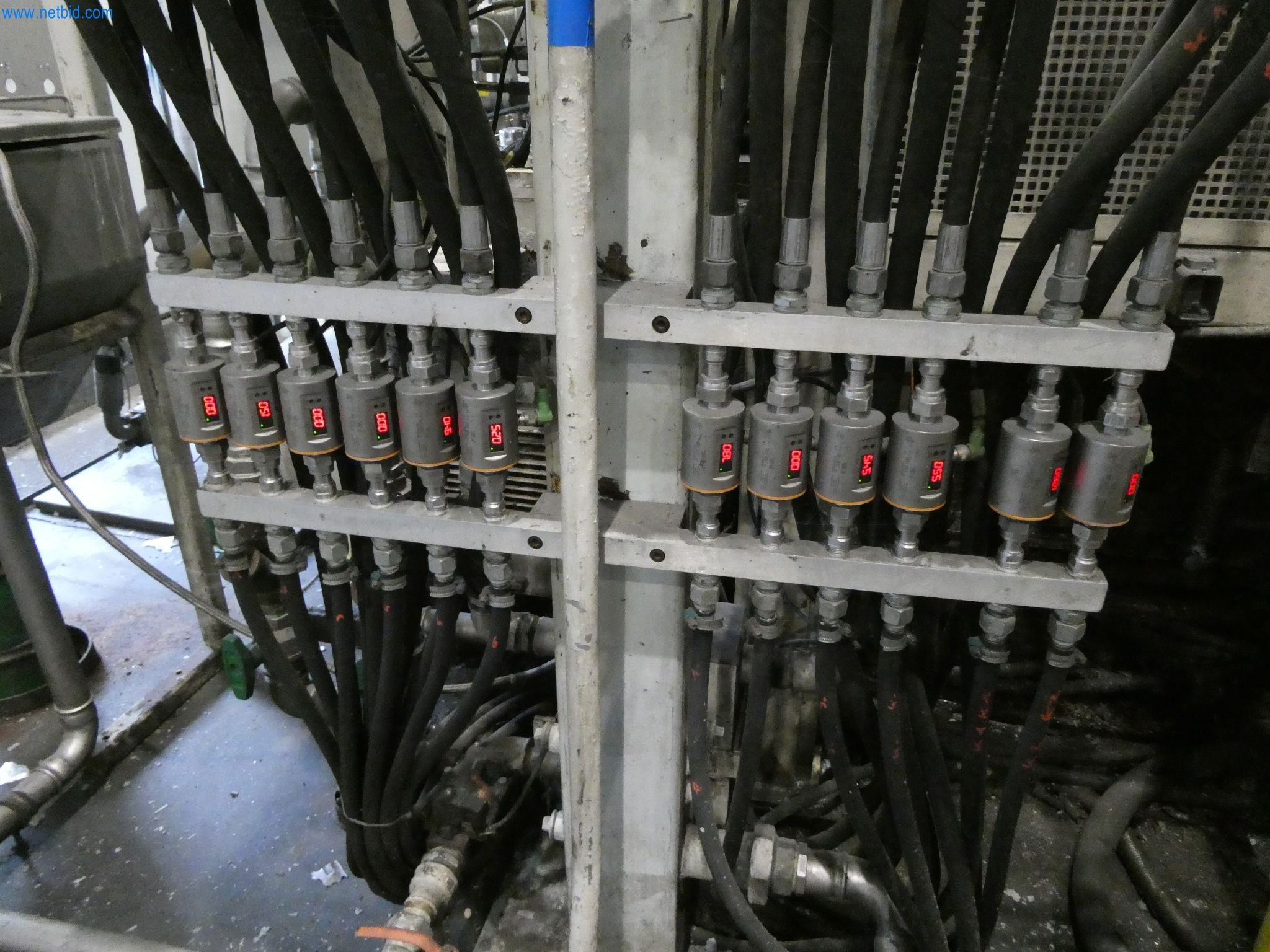 Machines & systems for light metal die casting (powertrain & structural parts)-17