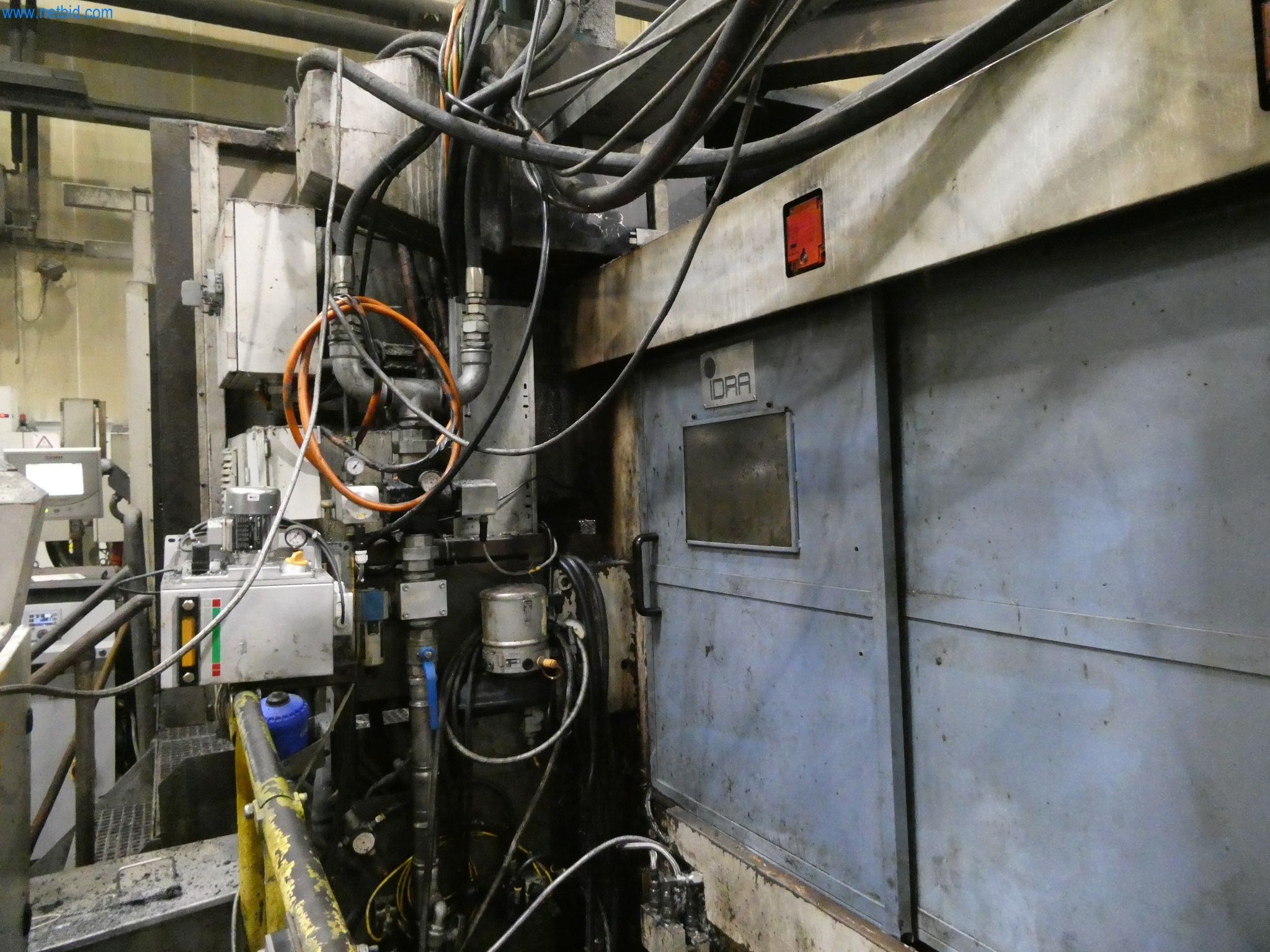 Machines & systems for light metal die casting (powertrain & structural parts)-28