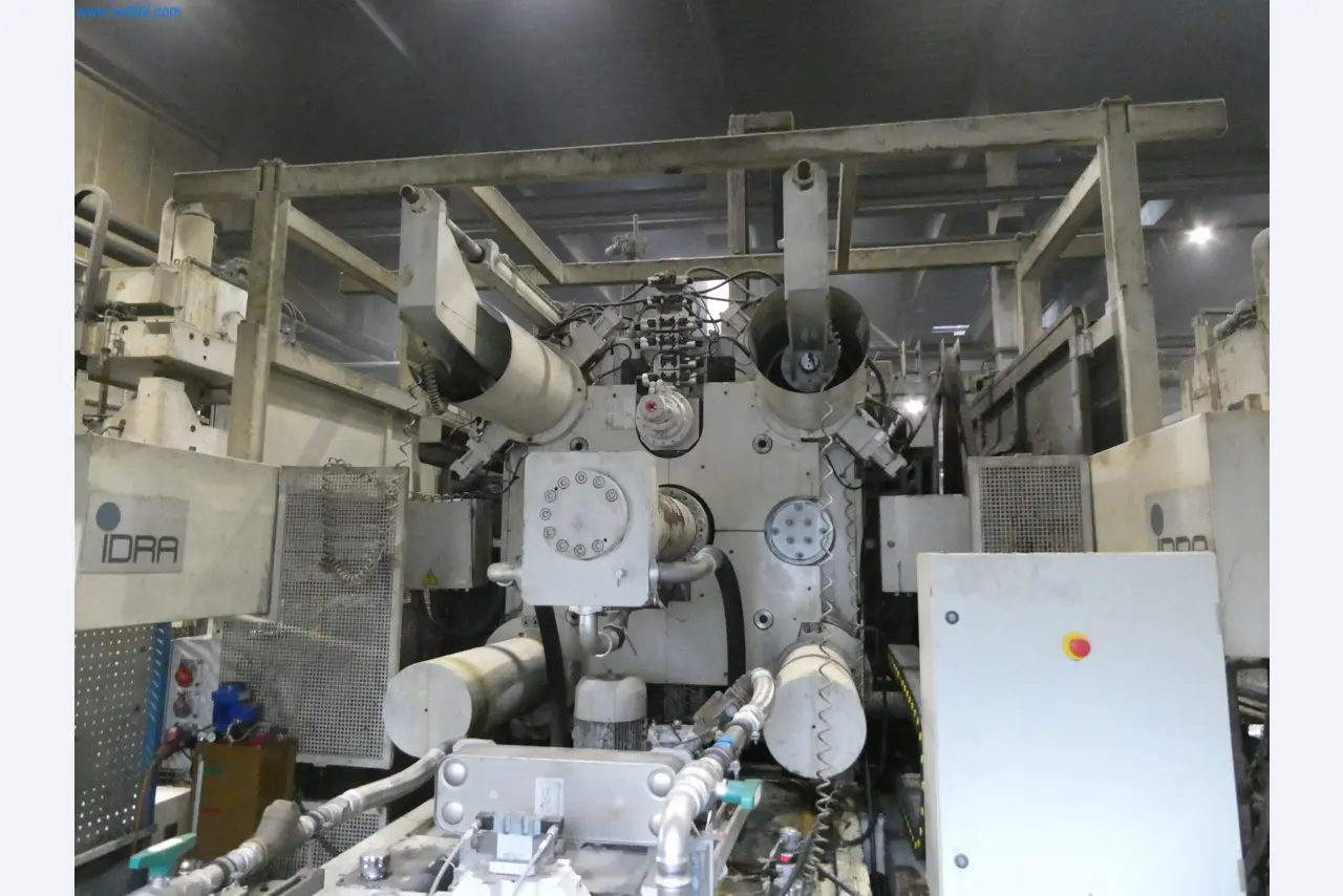 Machines & systems for light metal die casting (powertrain & structural parts)-5