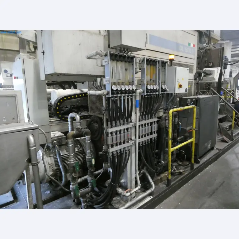 Machines & systems for light metal die casting (powertrain & structural parts)-8