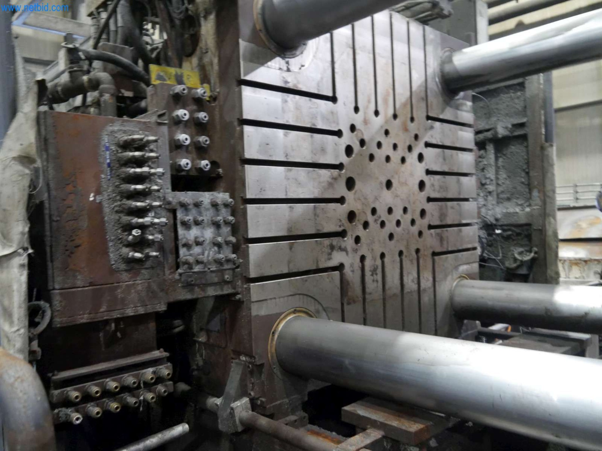 Maschinen und Anlagen für den Leichtmetall-Druckguss (powertrain & structural parts)-8