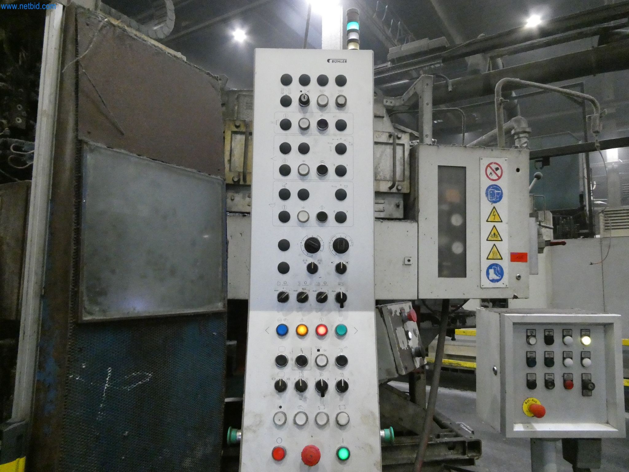 Machines & systems for light metal die casting (powertrain & structural parts)-14