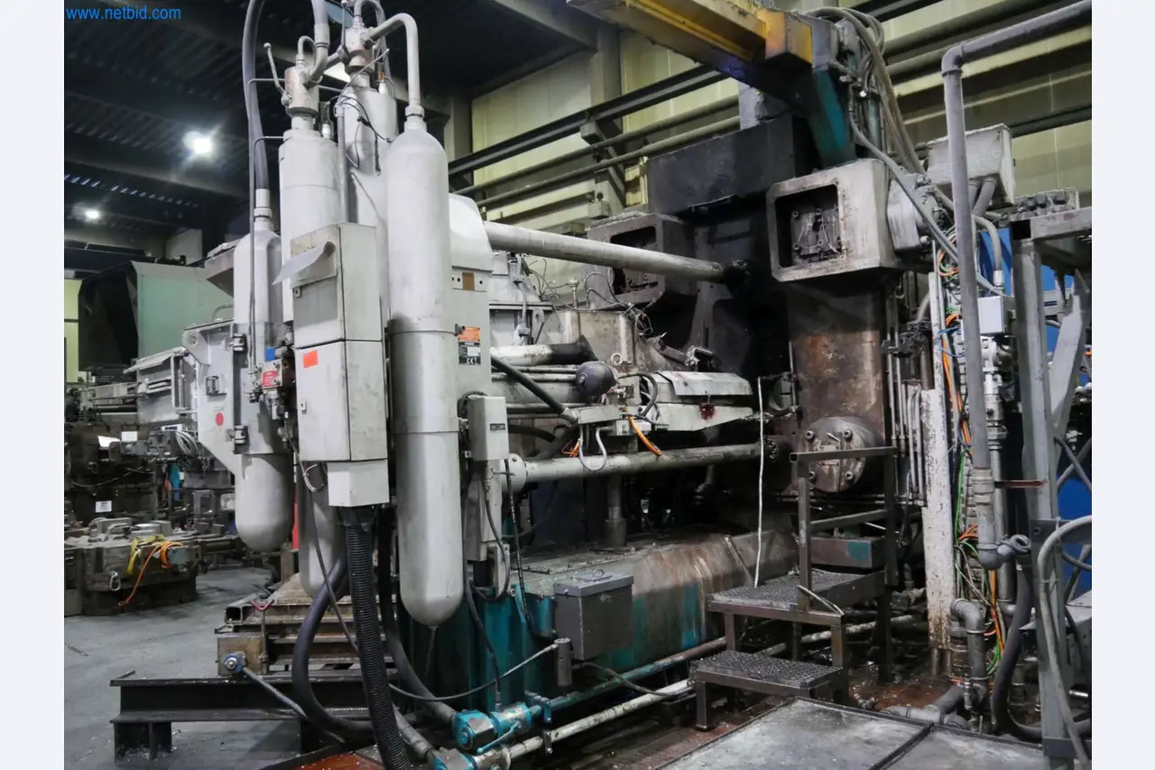 Machines & systems for light metal die casting (powertrain & structural parts)-10