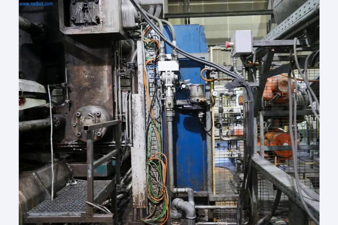 Machines & systems for light metal die casting (powertrain & structural parts)-11