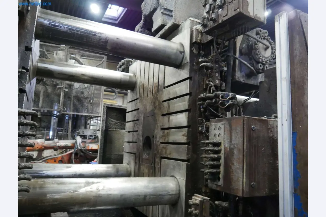 Machines & systems for light metal die casting (powertrain & structural parts)-4