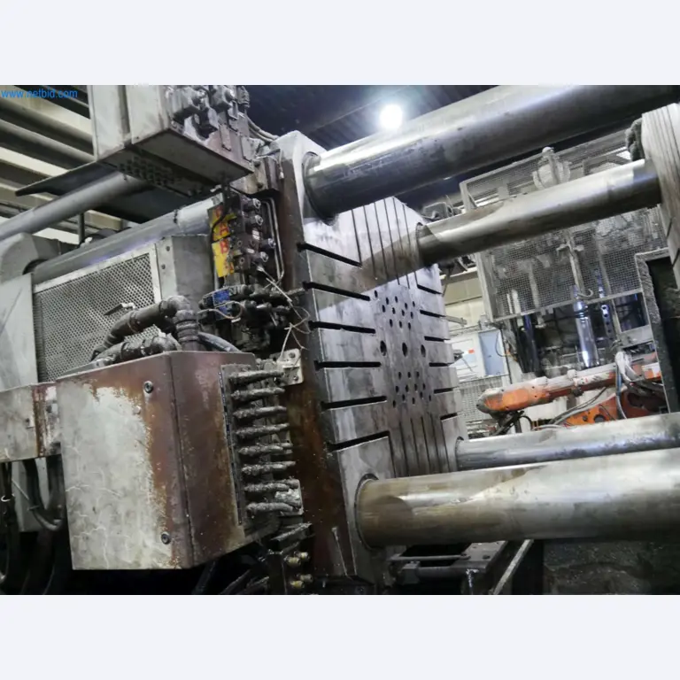 Machines & systems for light metal die casting (powertrain & structural parts)-5