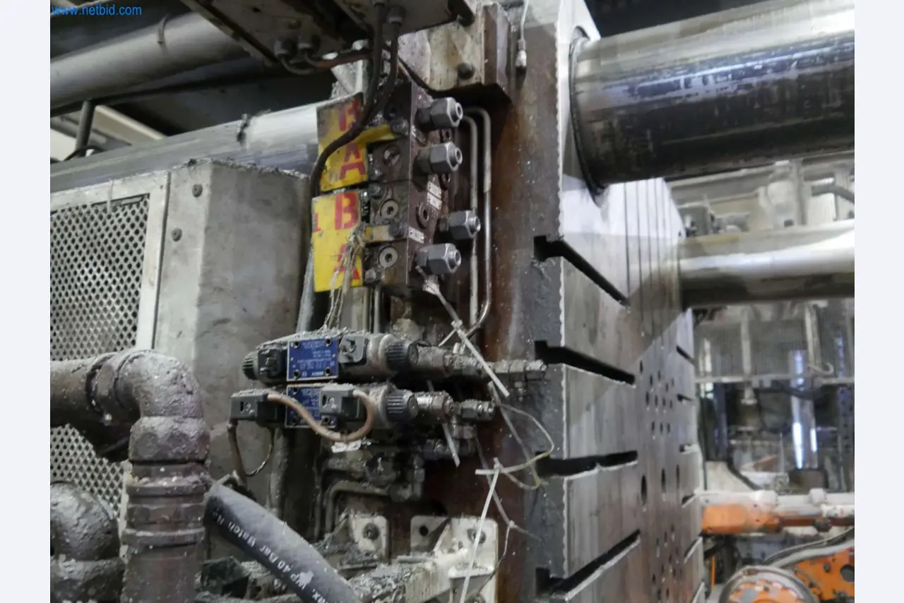 Machines & systems for light metal die casting (powertrain & structural parts)-6