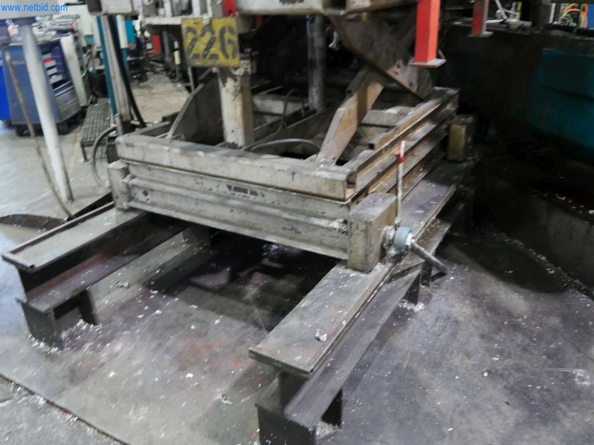 Machines & systems for light metal die casting (powertrain & structural parts)-5
