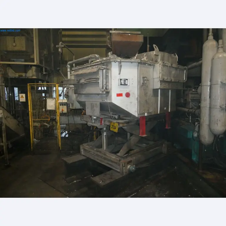 Machines & systems for light metal die casting (powertrain & structural parts)-16