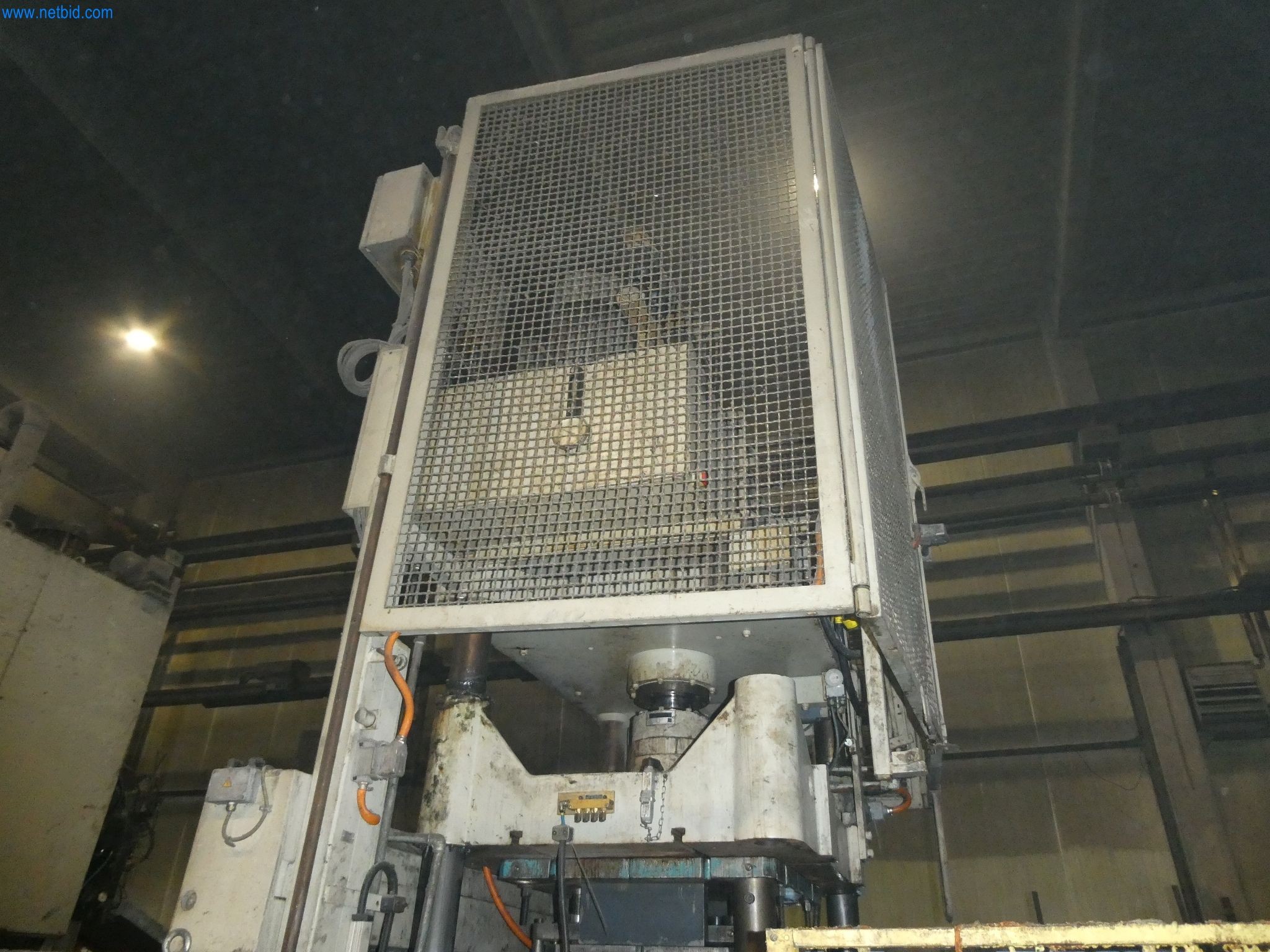 Machines & systems for light metal die casting (powertrain & structural parts)-18