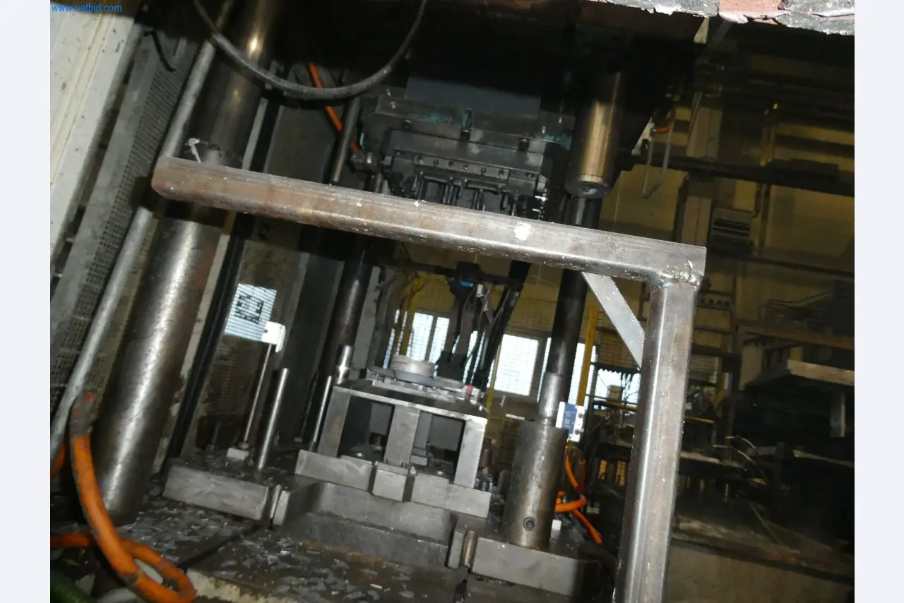 Machines & systems for light metal die casting (powertrain & structural parts)-20