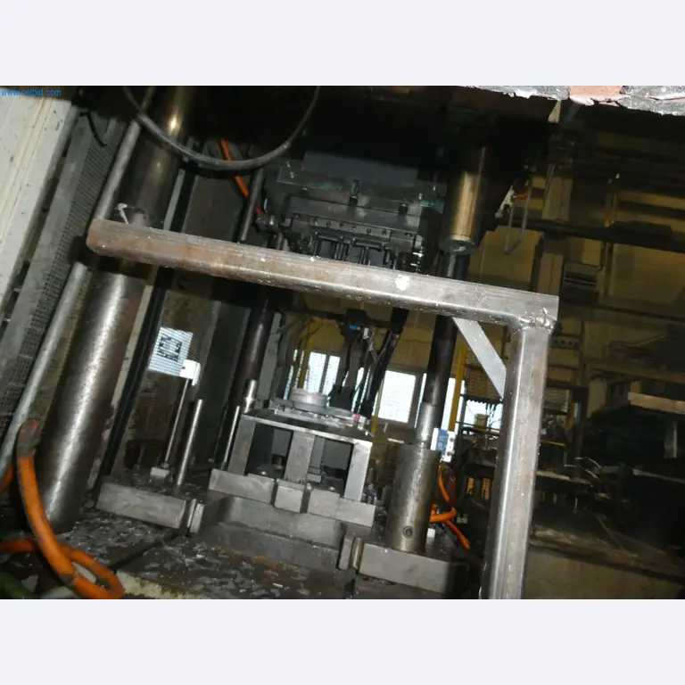 Machines & systems for light metal die casting (powertrain & structural parts)-20