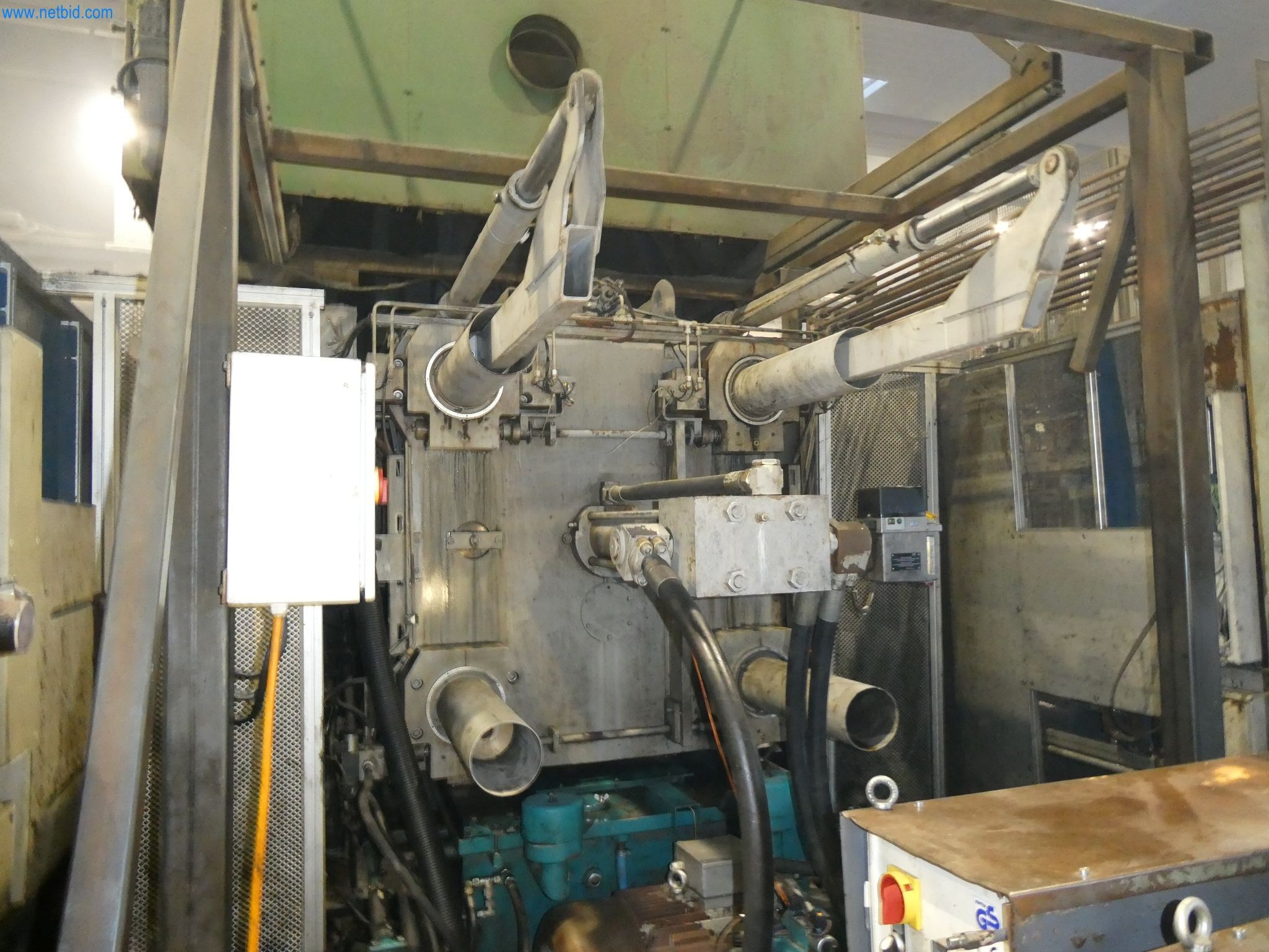 Machines & systems for light metal die casting (powertrain & structural parts)-7