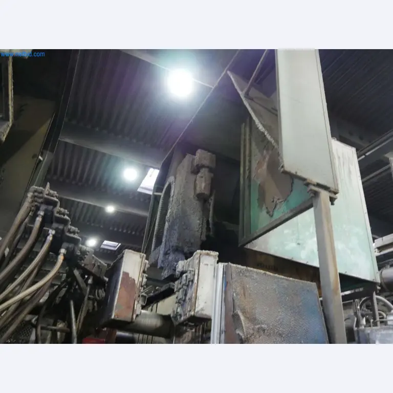Machines & systems for light metal die casting (powertrain & structural parts)-10