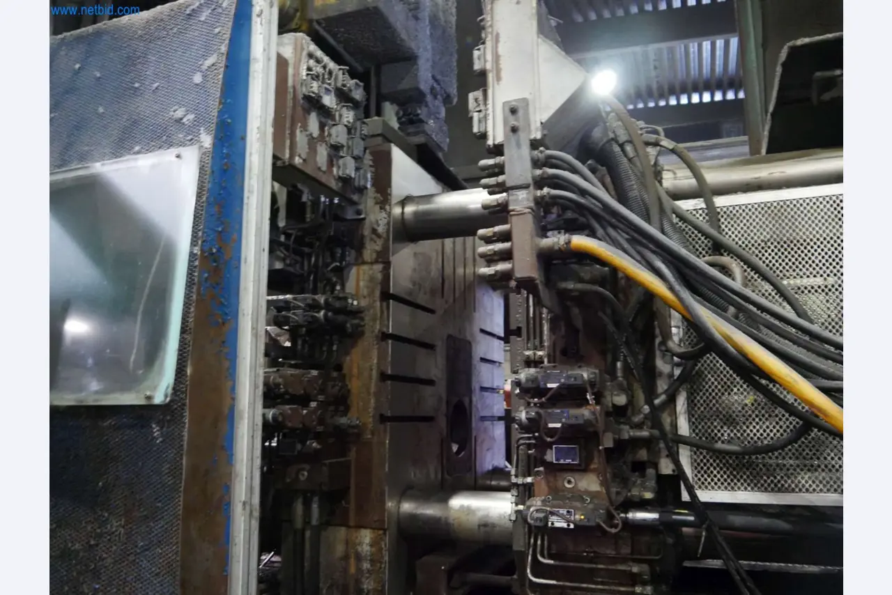 Machines & systems for light metal die casting (powertrain & structural parts)-2