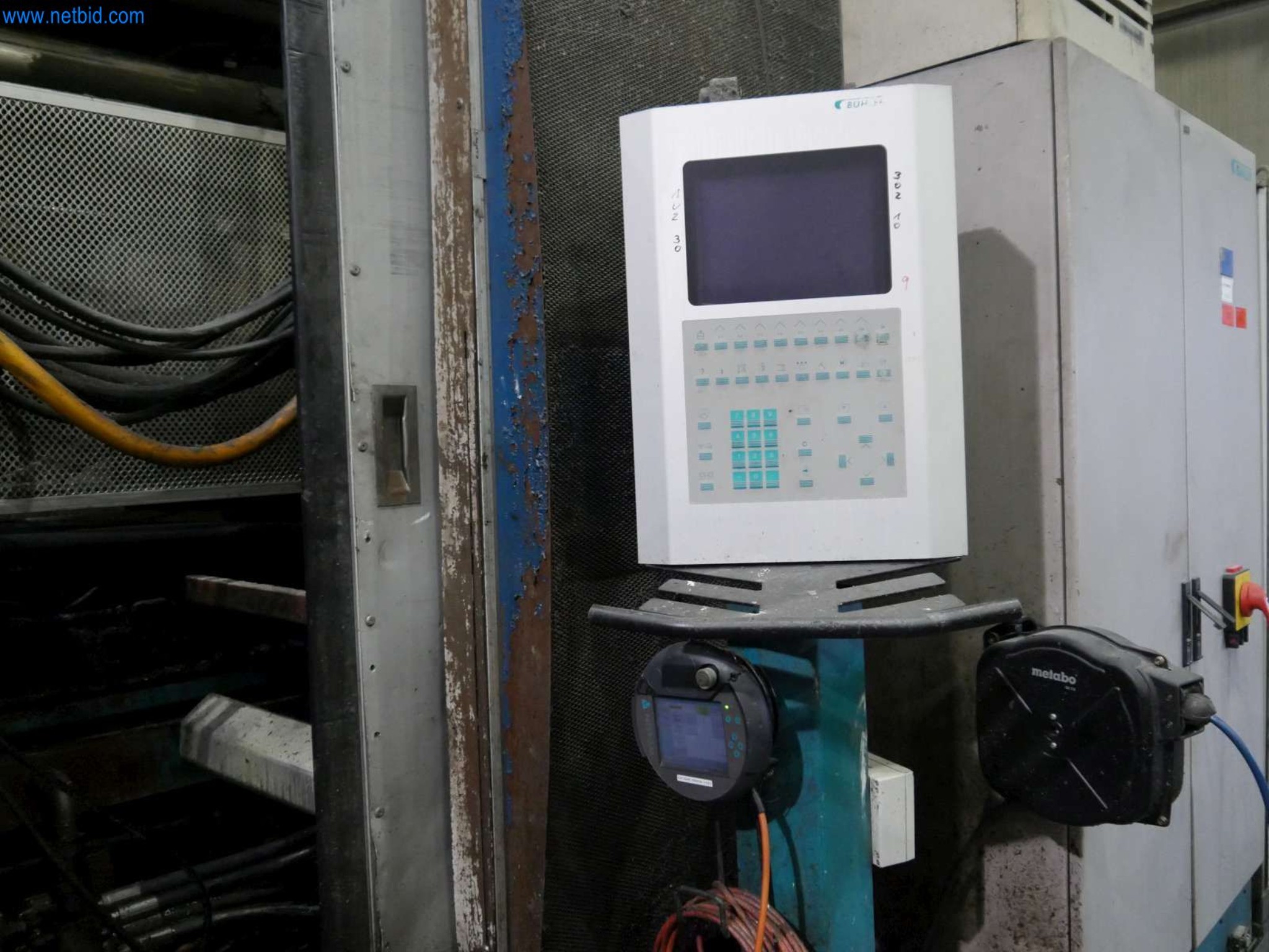 Machines & systems for light metal die casting (powertrain & structural parts)-4
