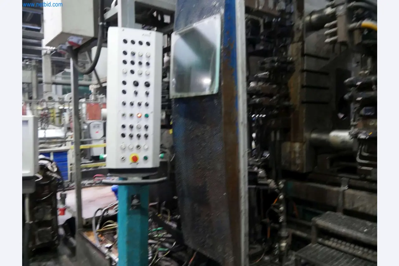 Machines & systems for light metal die casting (powertrain & structural parts)-5