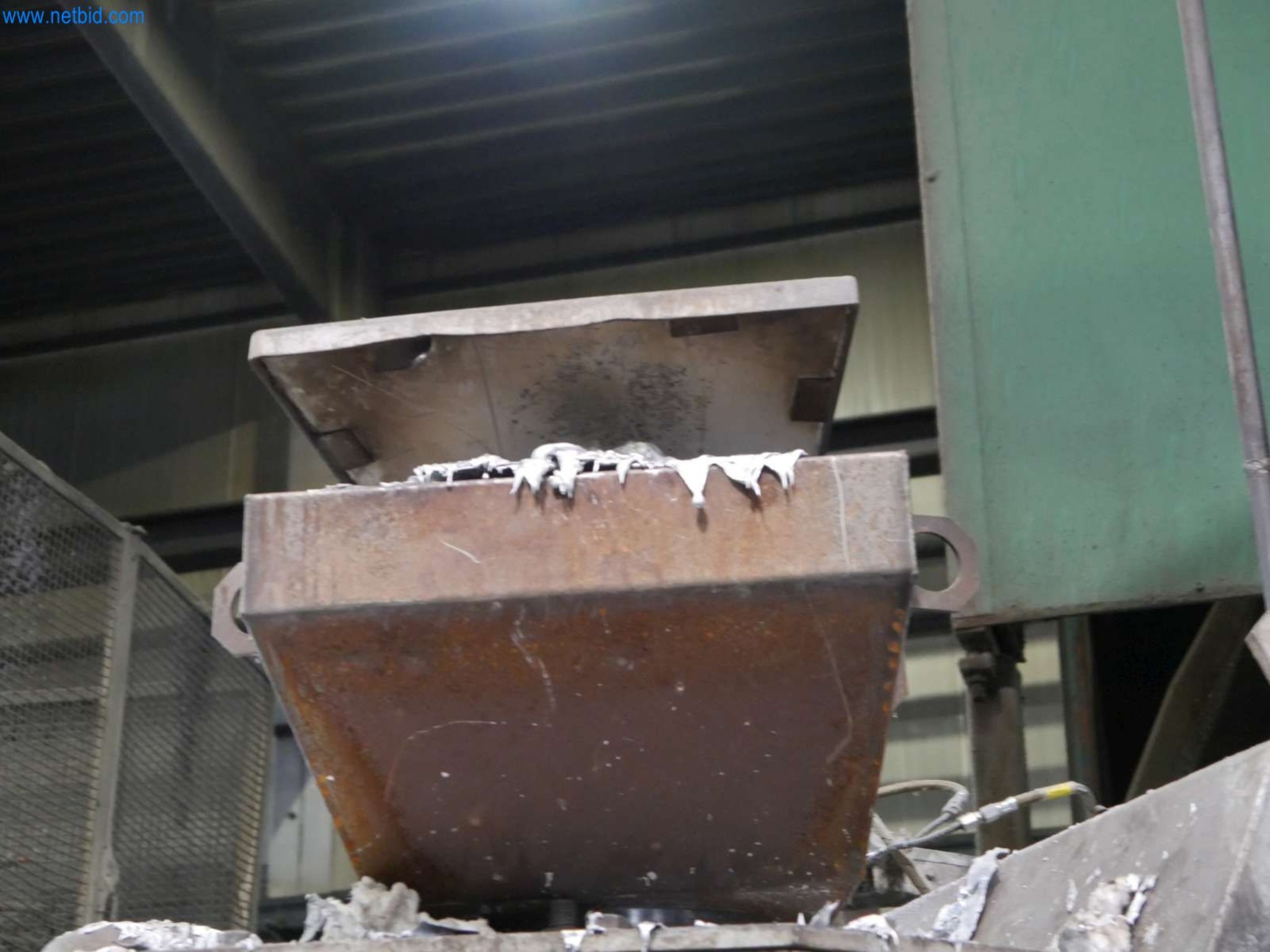 Machines & systems for light metal die casting (powertrain & structural parts)-7
