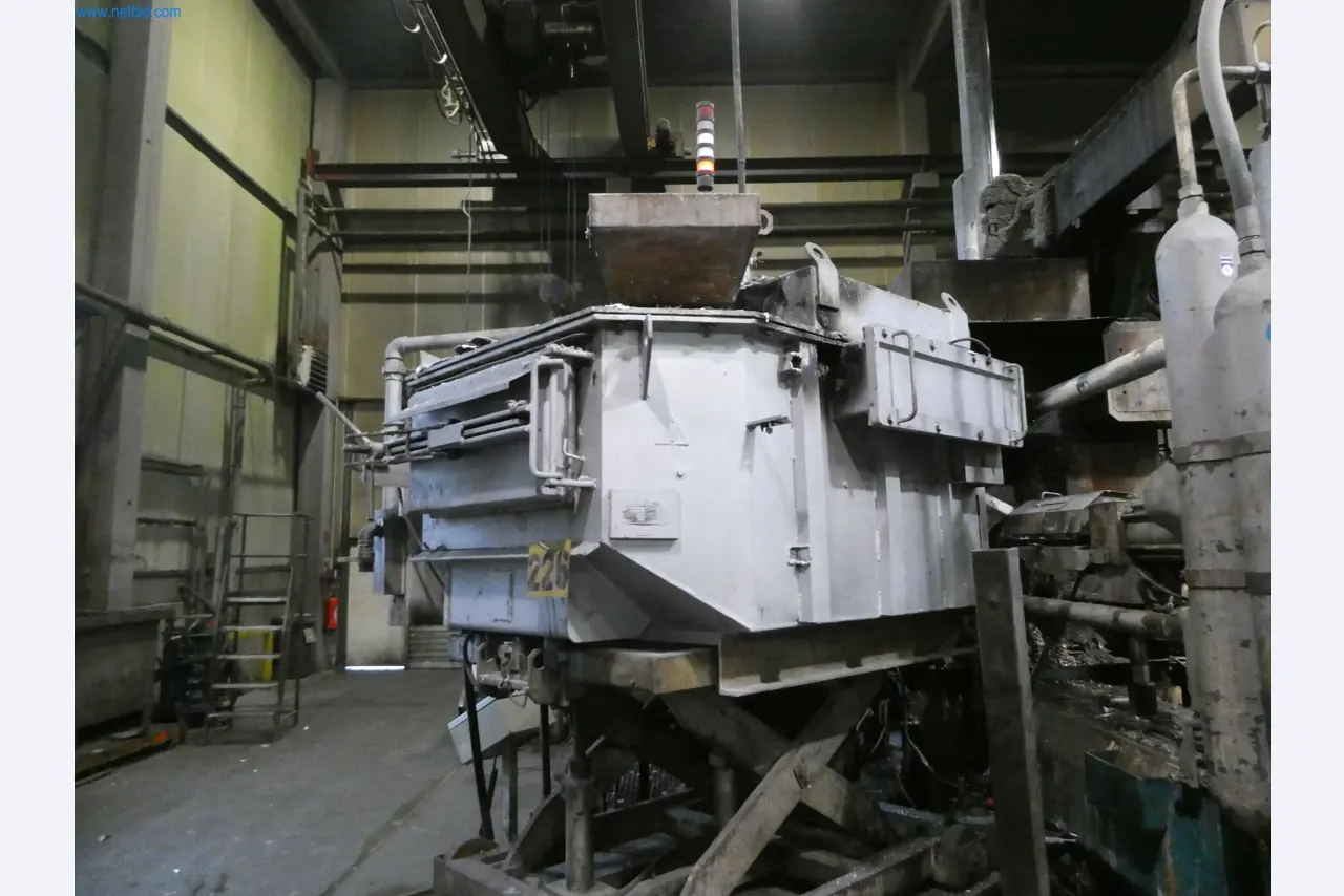 Machines & systems for light metal die casting (powertrain & structural parts)-13