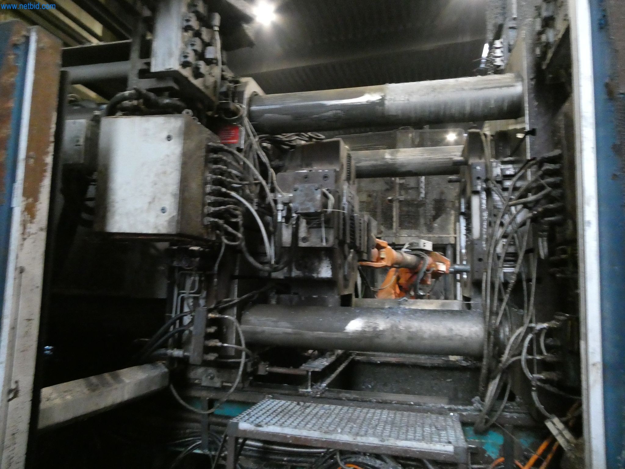 Machines & systems for light metal die casting (powertrain & structural parts)-18