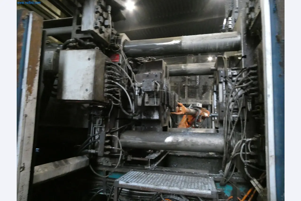 Machines & systems for light metal die casting (powertrain & structural parts)-18