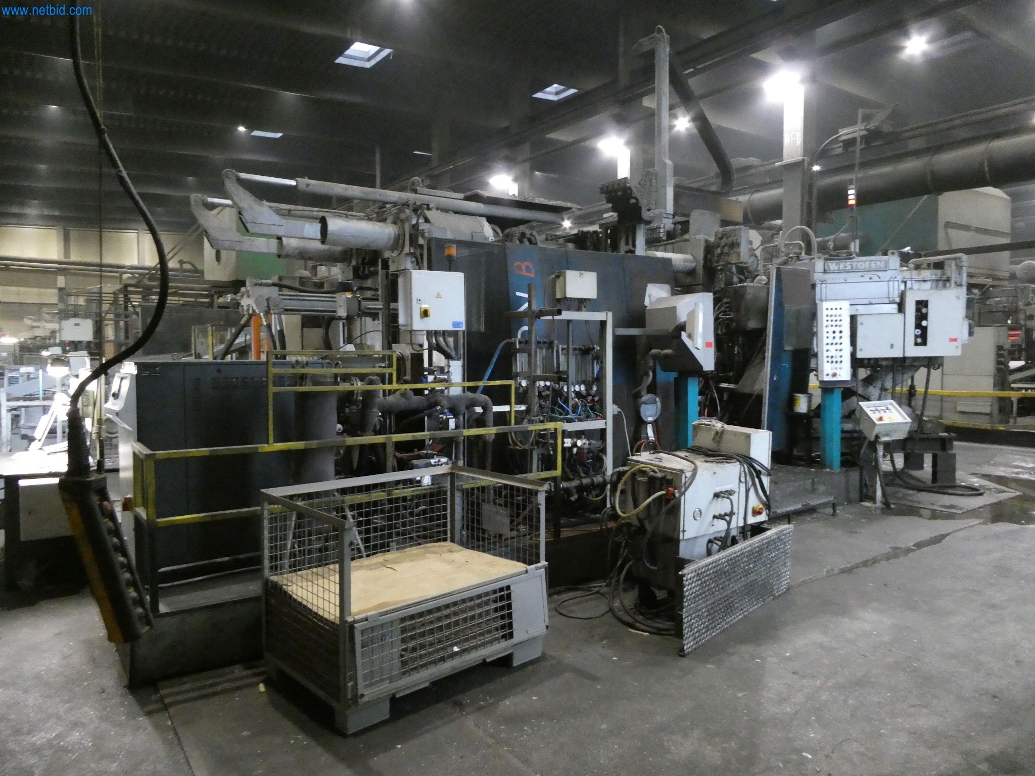 Machines & systems for light metal die casting (powertrain & structural parts)-2