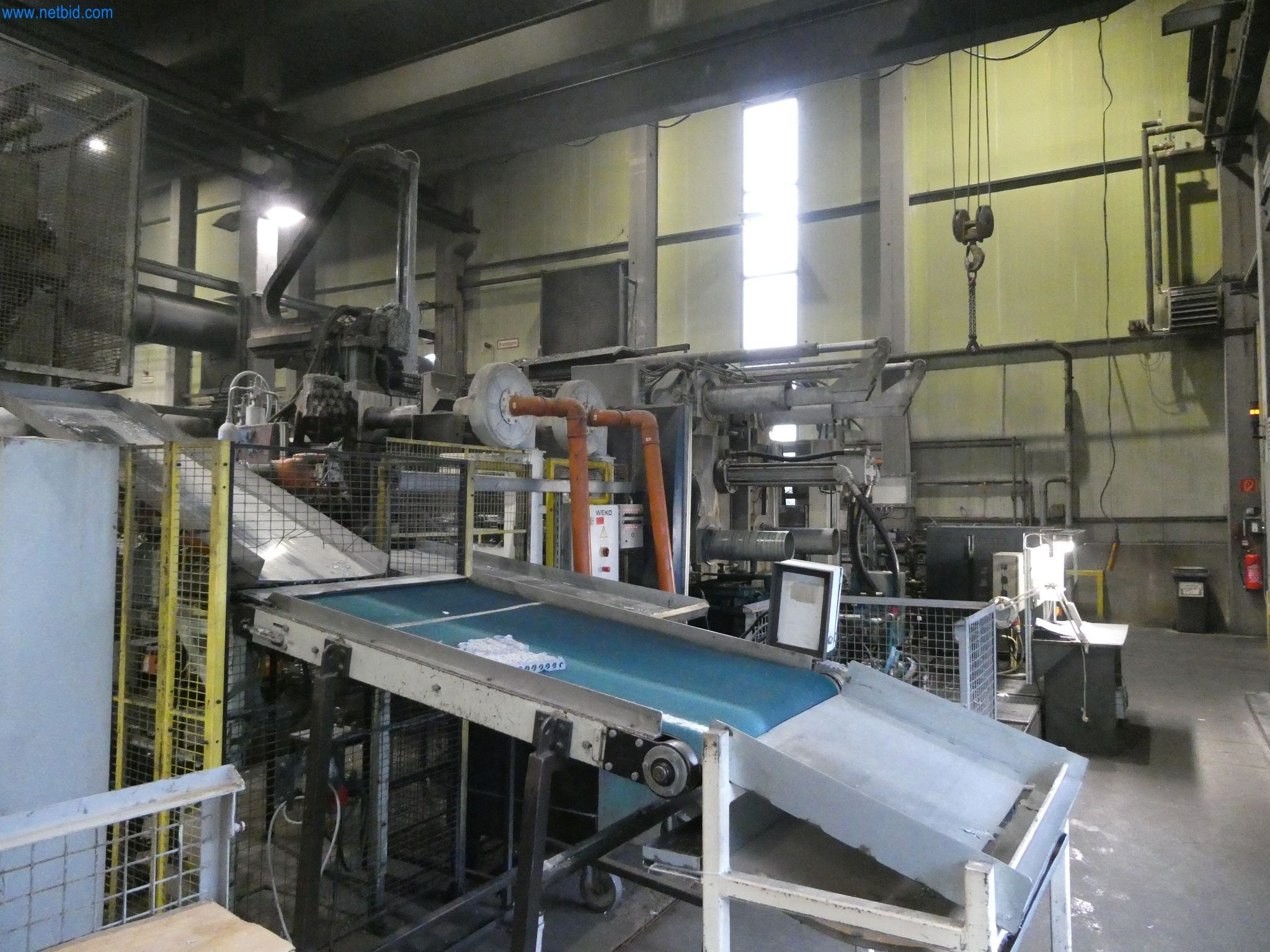 Machines & systems for light metal die casting (powertrain & structural parts)-3