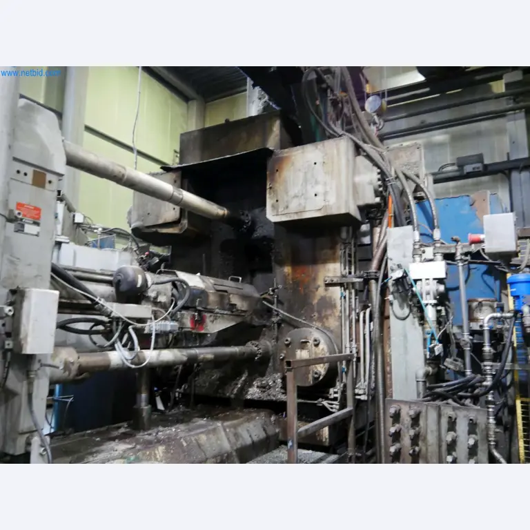 Machines & systems for light metal die casting (powertrain & structural parts)-13