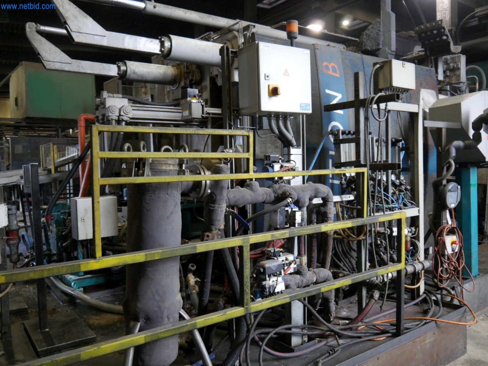 Machines & systems for light metal die casting (powertrain & structural parts)-6