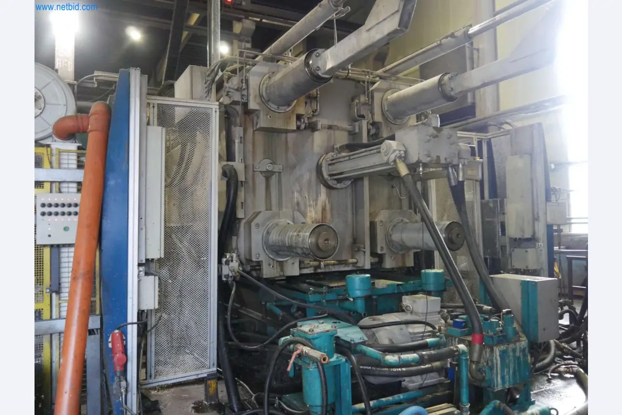 Machines & systems for light metal die casting (powertrain & structural parts)-8