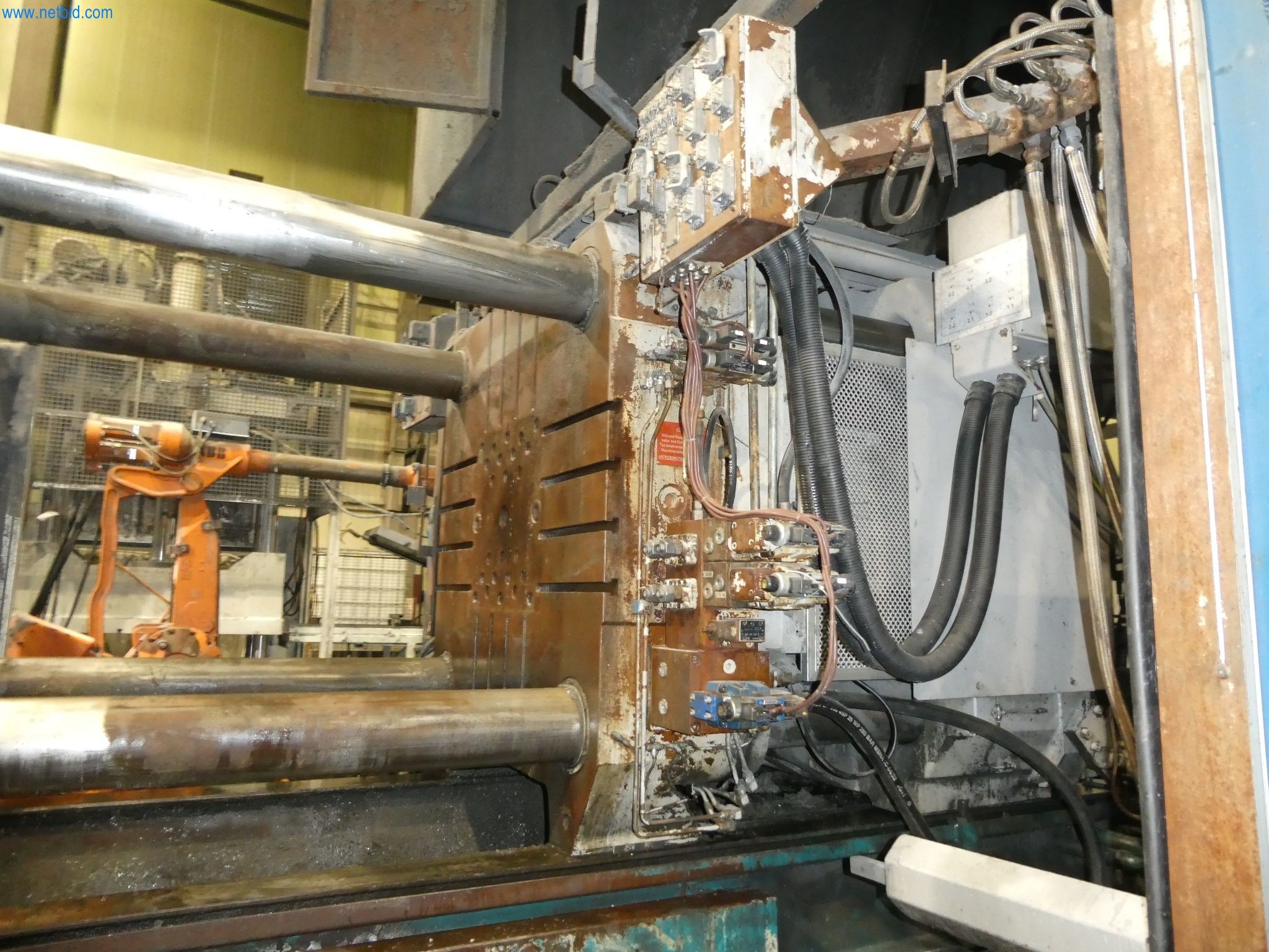 Machines & systems for light metal die casting (powertrain & structural parts)-11