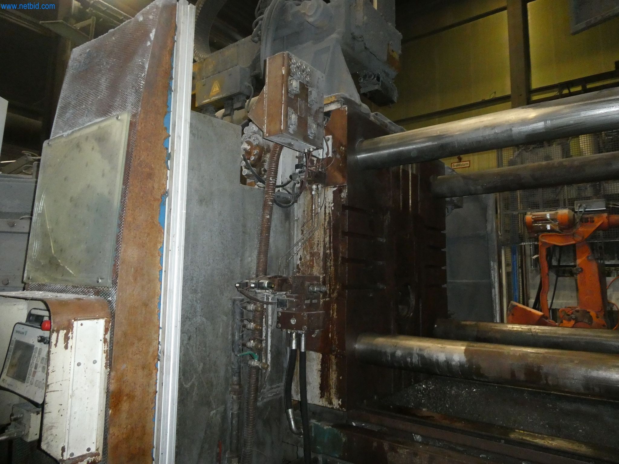 Machines & systems for light metal die casting (powertrain & structural parts)-12