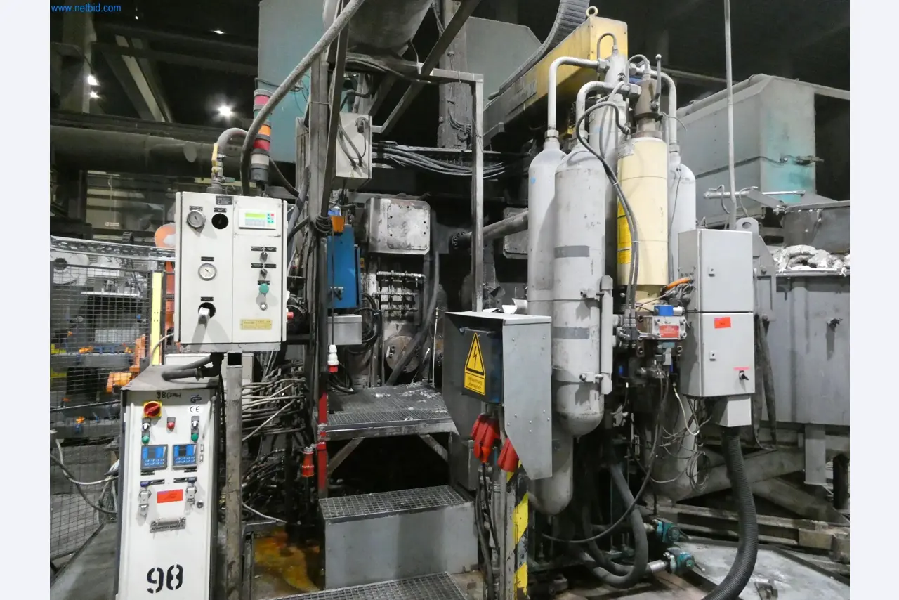 Machines & systems for light metal die casting (powertrain & structural parts)-18