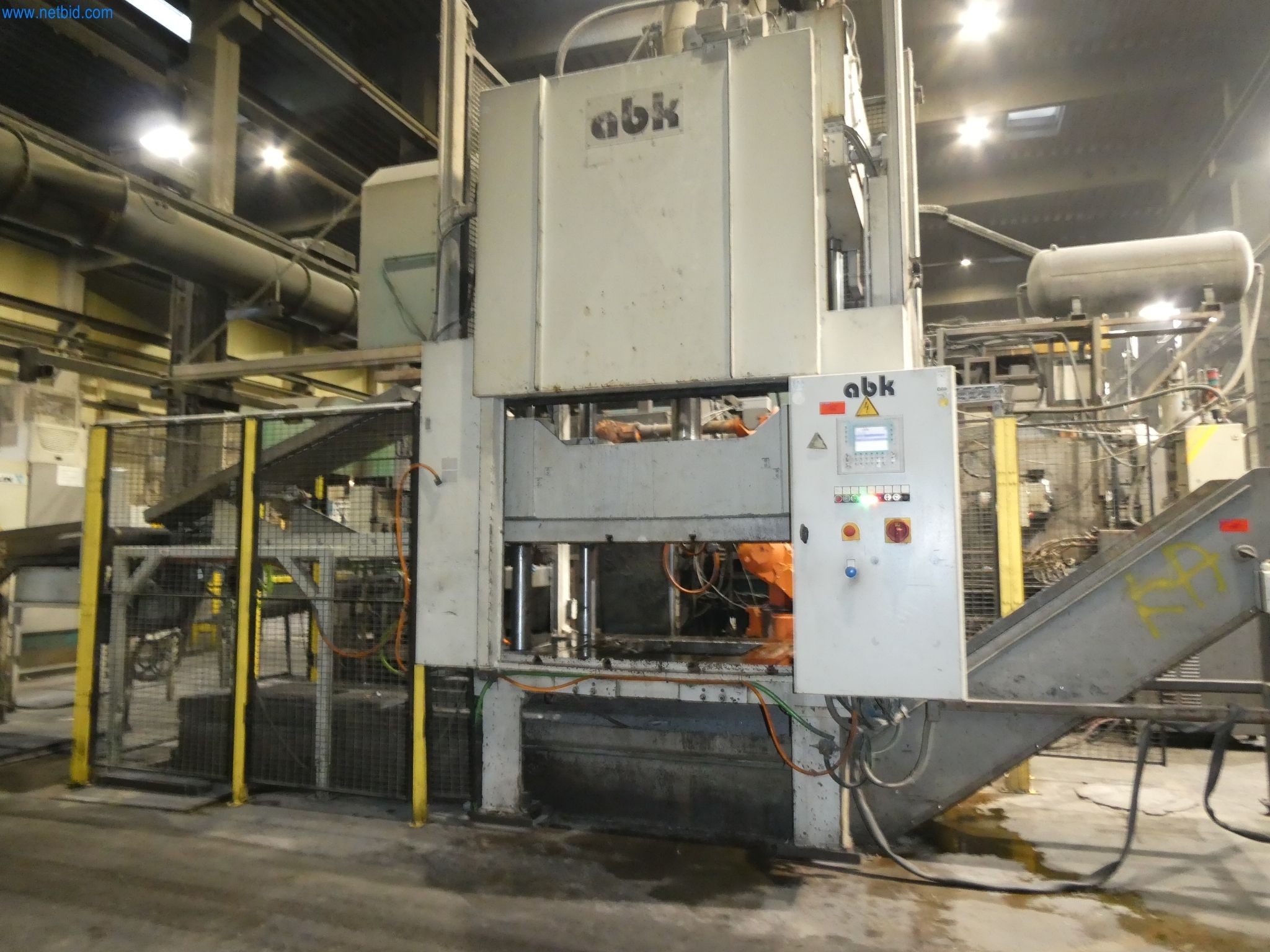 Machines & systems for light metal die casting (powertrain & structural parts)-24