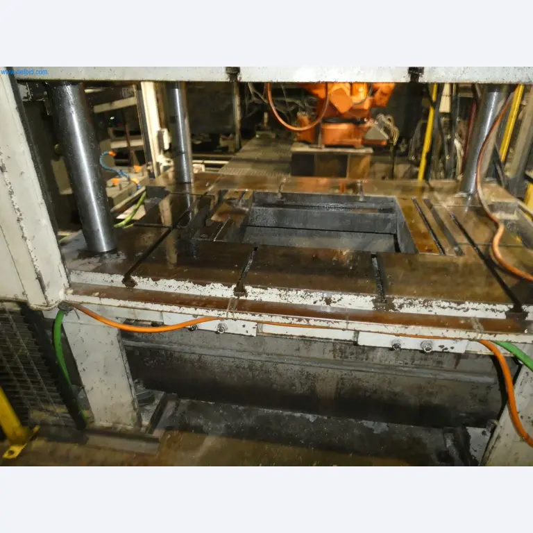 Machines & systems for light metal die casting (powertrain & structural parts)-26