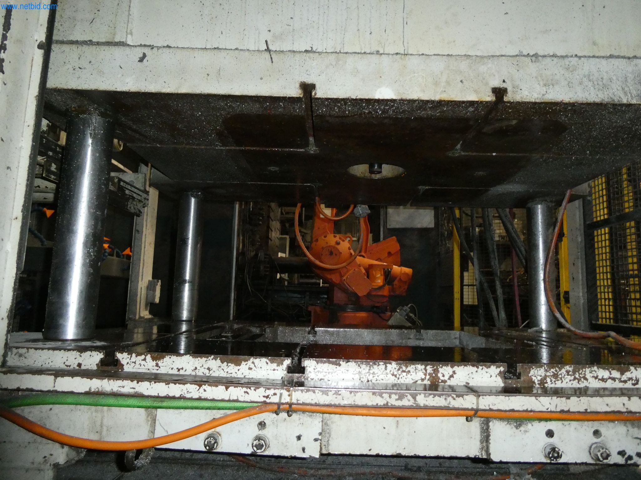 Machines & systems for light metal die casting (powertrain & structural parts)-27