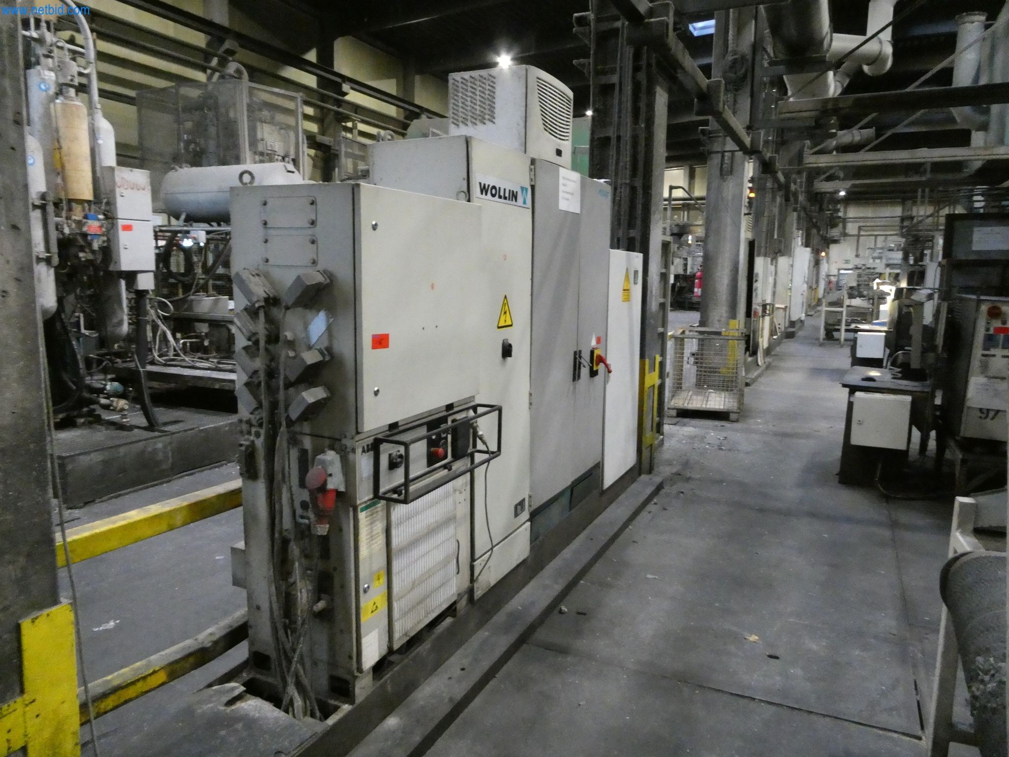 Machines & systems for light metal die casting (powertrain & structural parts)-4